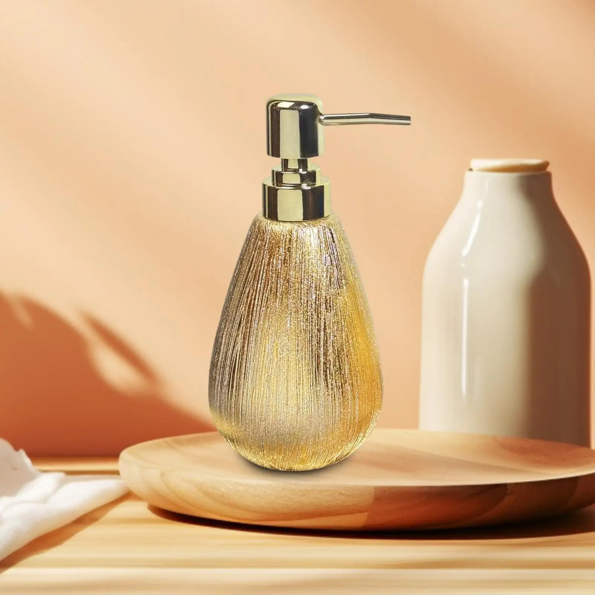 Pump Soap Dispenser Sturdy Empty Body Wash Dispenser Bathroom Liquid Container Home Decor for Hotel Kitchen Countertop Bathroom