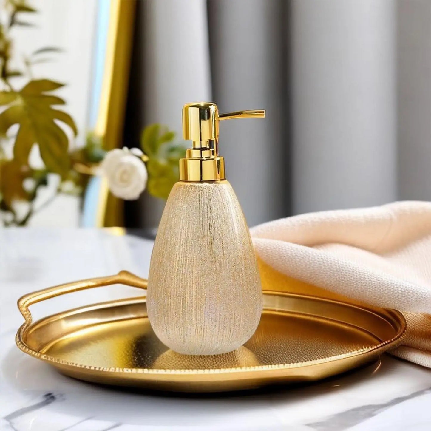 Pump Soap Dispenser Sturdy Empty Body Wash Dispenser Bathroom Liquid Container Home Decor for Hotel Kitchen Countertop Bathroom